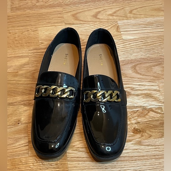 Shein Black and Gold Patent Leather Loafers Size 8 - Picture 2 of 8